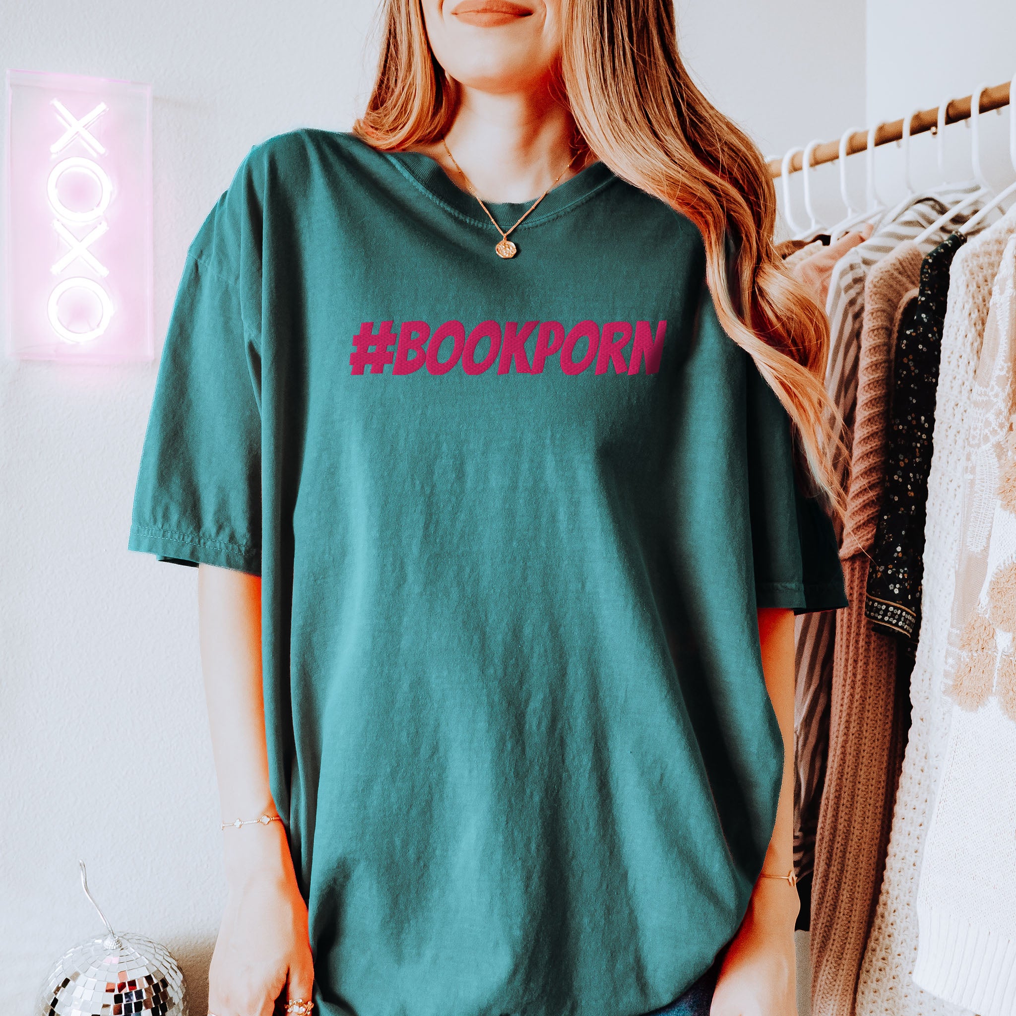 #BOOKPORN Embroidered Heavyweight T-shirt