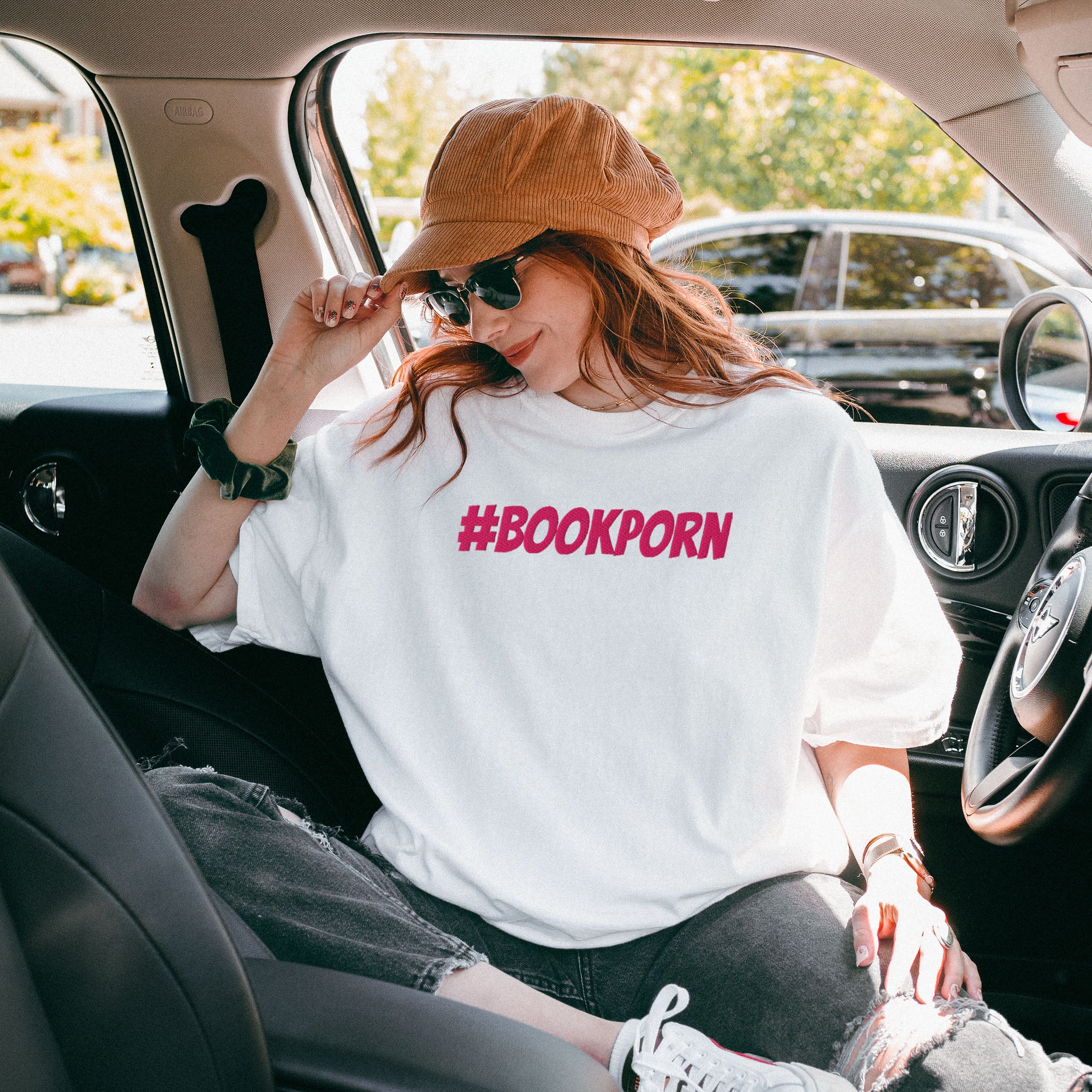 #BOOKPORN Embroidered Heavyweight T-shirt