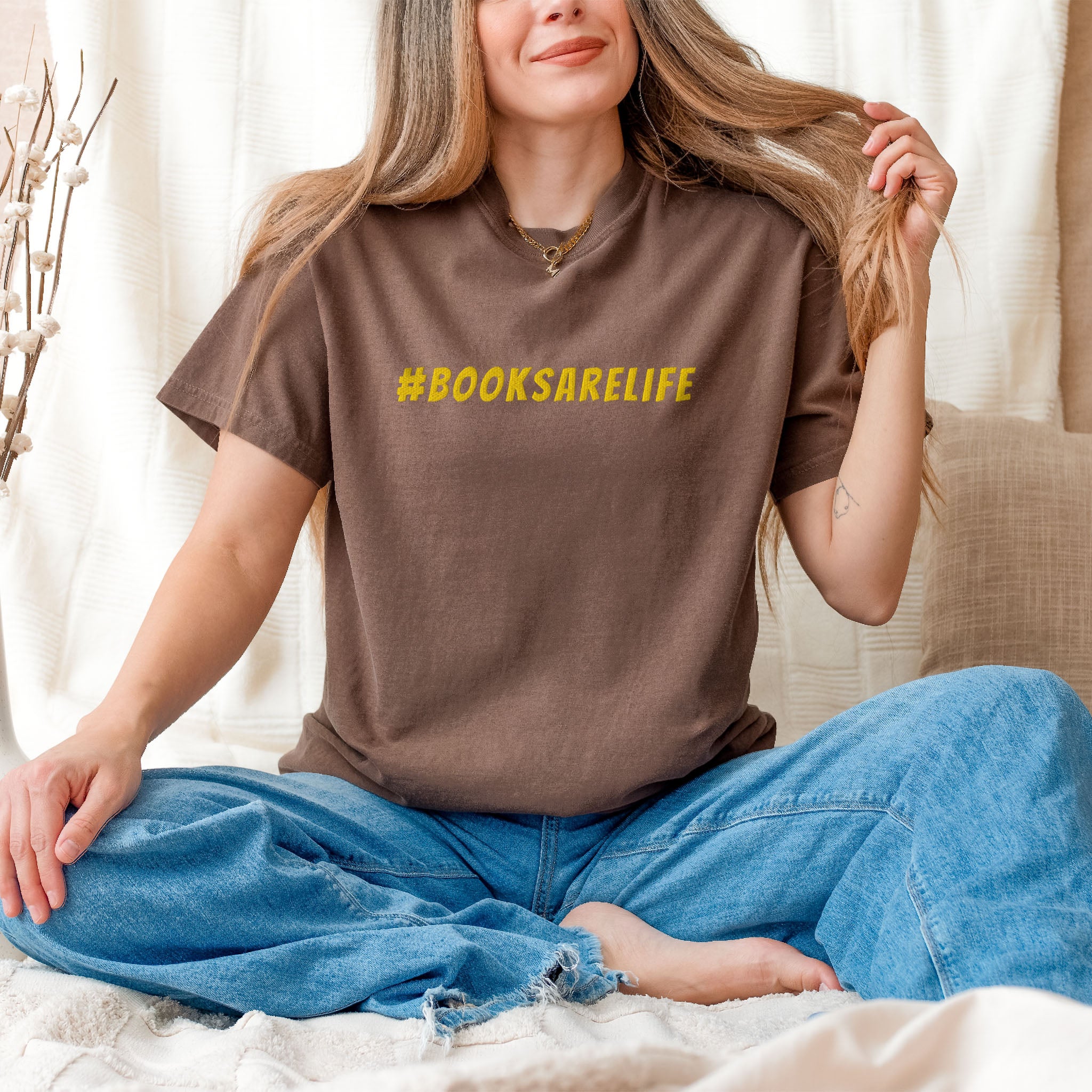 #BOOKSARELIFE Embroidered Heavyweight T-shirt