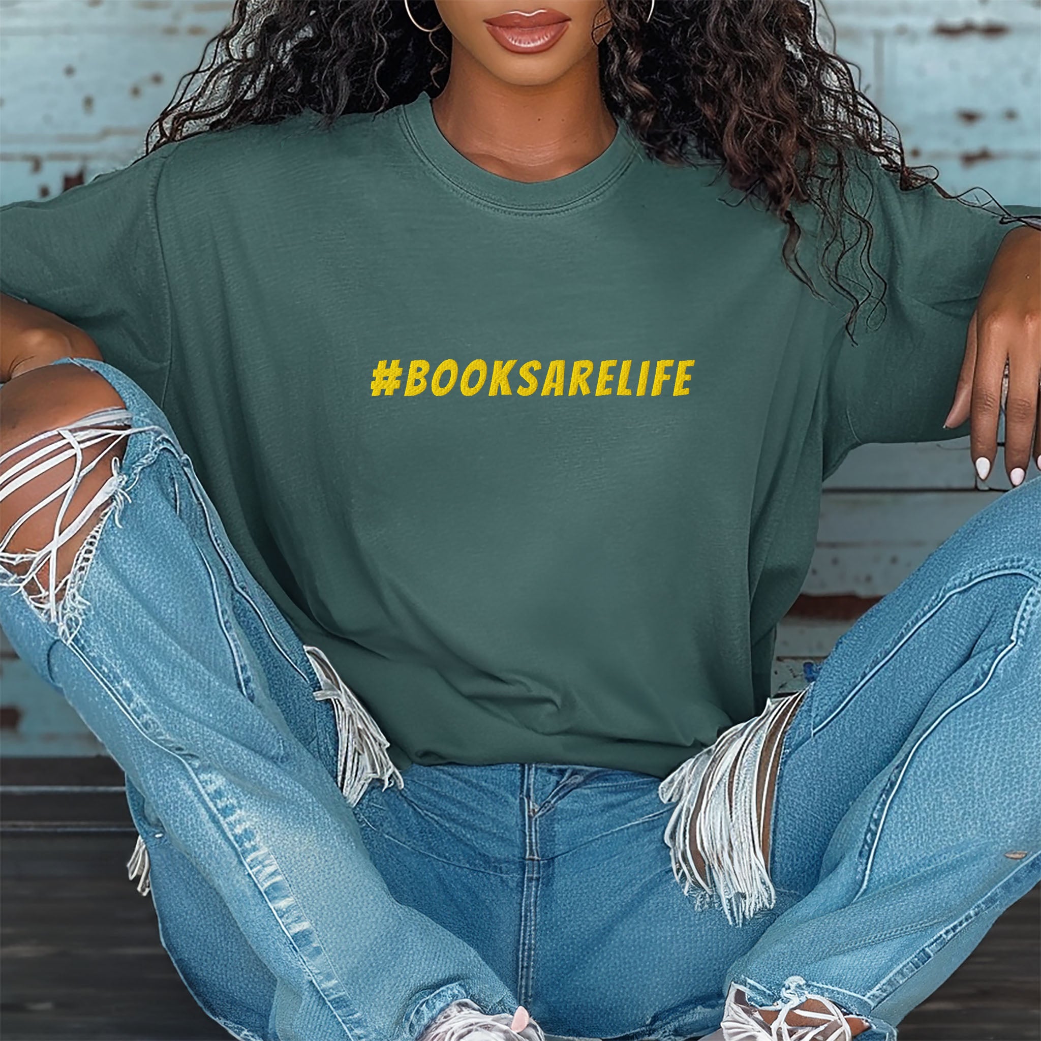 #BOOKSARELIFE Embroidered Heavyweight T-shirt